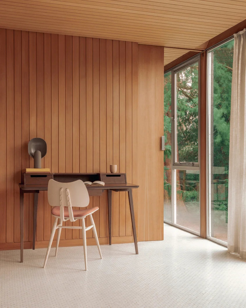 treviso-desk-l.ercolani.ercol.furniture-walnut-mid-century-made-in-england-british-craftsmanship