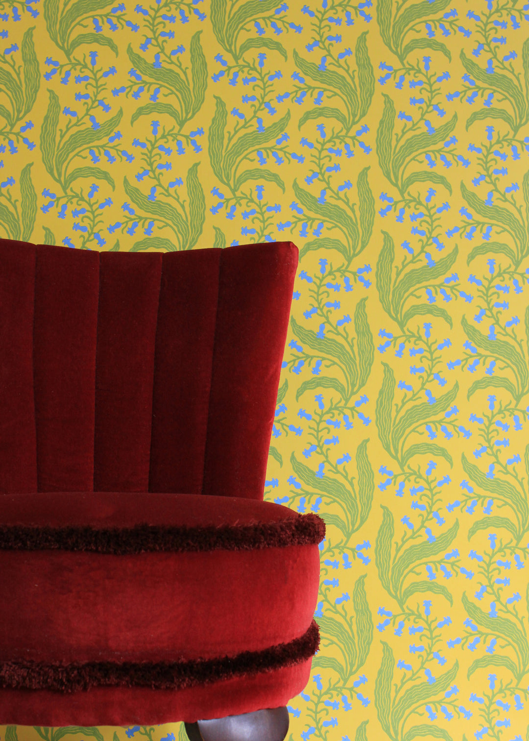 Ellen-merchant-bluebells-Butter-wallpaper-yellow-base-colour-paper-blue-green-flowers-block-printed-british-designer