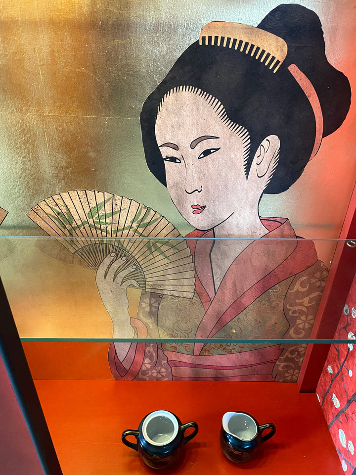 lady-Griddlebone-sustainable-vintage-upcycled-furniture-Kimono-Japanese-style-decoupage-wallpaper-gold-leaf-detailing-glass-shelves-display-cabinet-coctail-unit-curved-Geisha-images-vintage