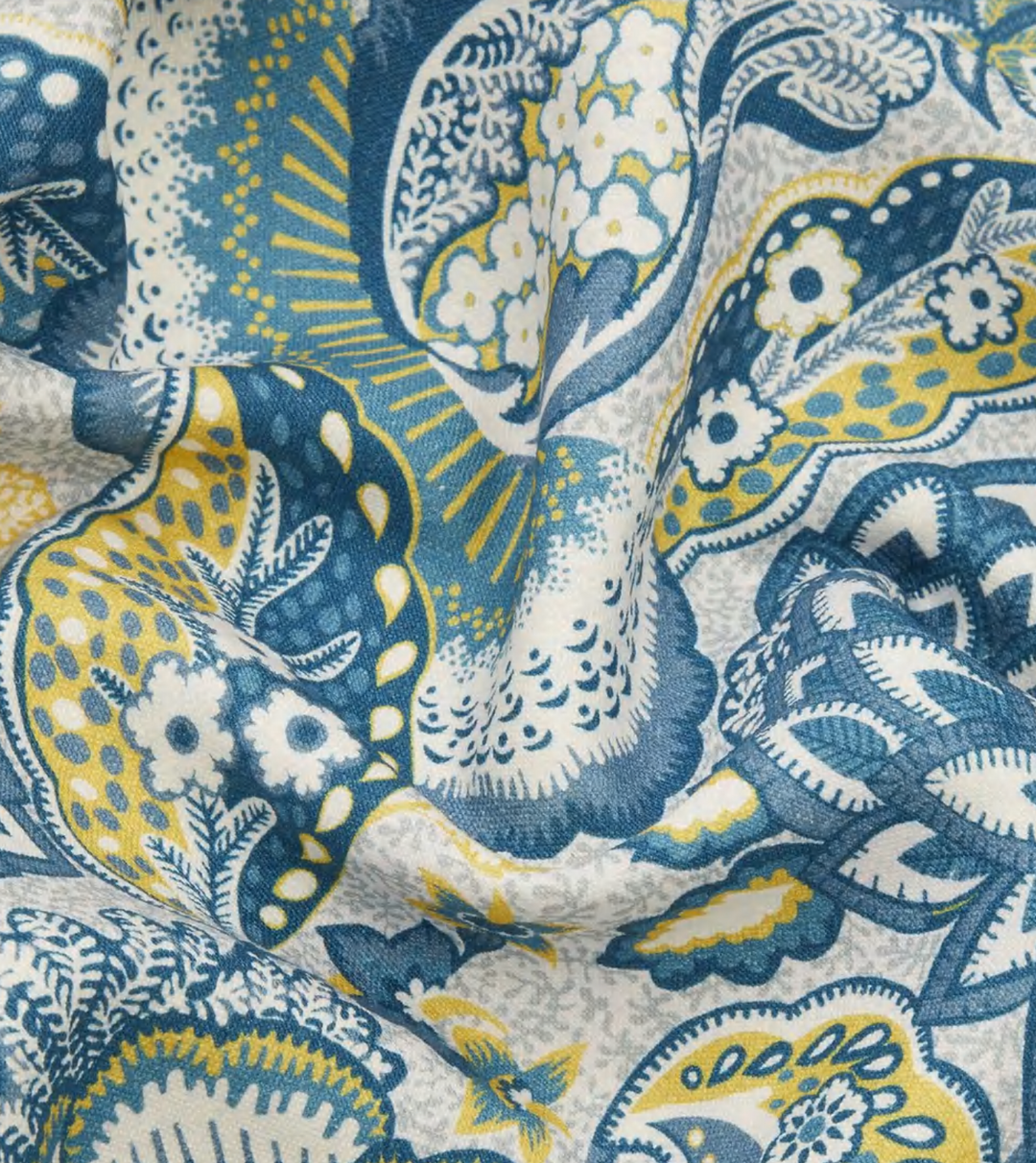 Patricia-emberton-linen-lichen-blue-white-yellow-floral-design