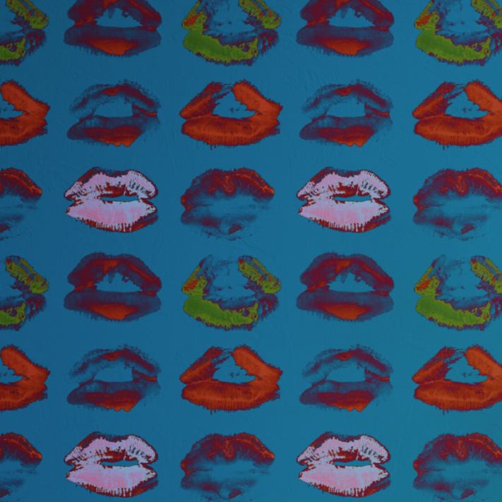 mind-the-gap-neon-kiss-wallpaper-nouvelle-pop-collection-bright-colourful-vibrant-pop-art-inspired-maximalist-statement-interior-blue