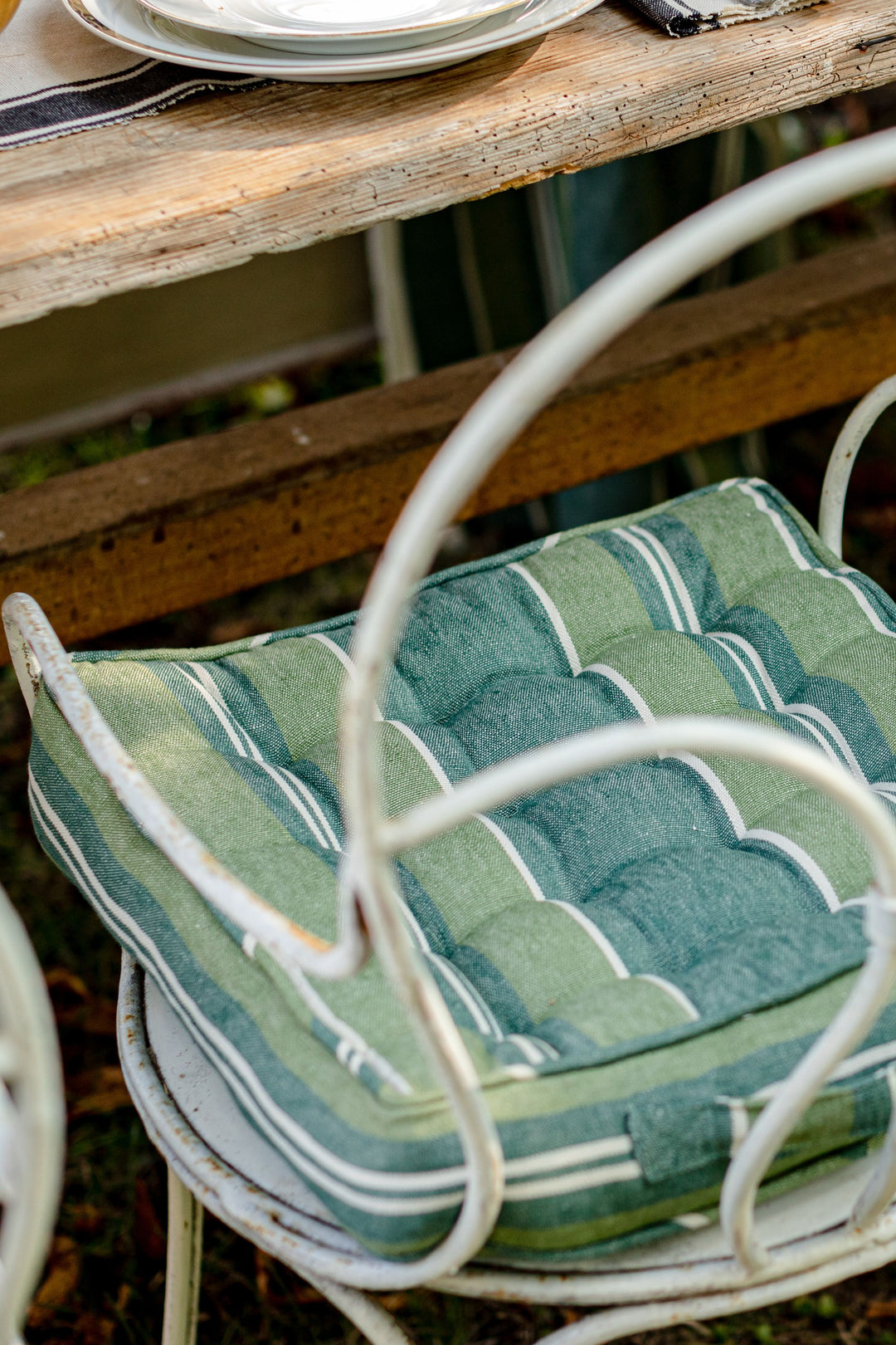 mind-the-gap-green-striped-seat-cushion